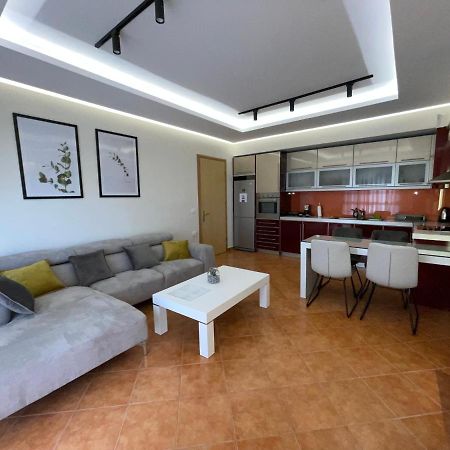 Saranda Central Apartment Экстерьер фото